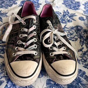 Converse Women's All Star Graffiti Shoes Size 8